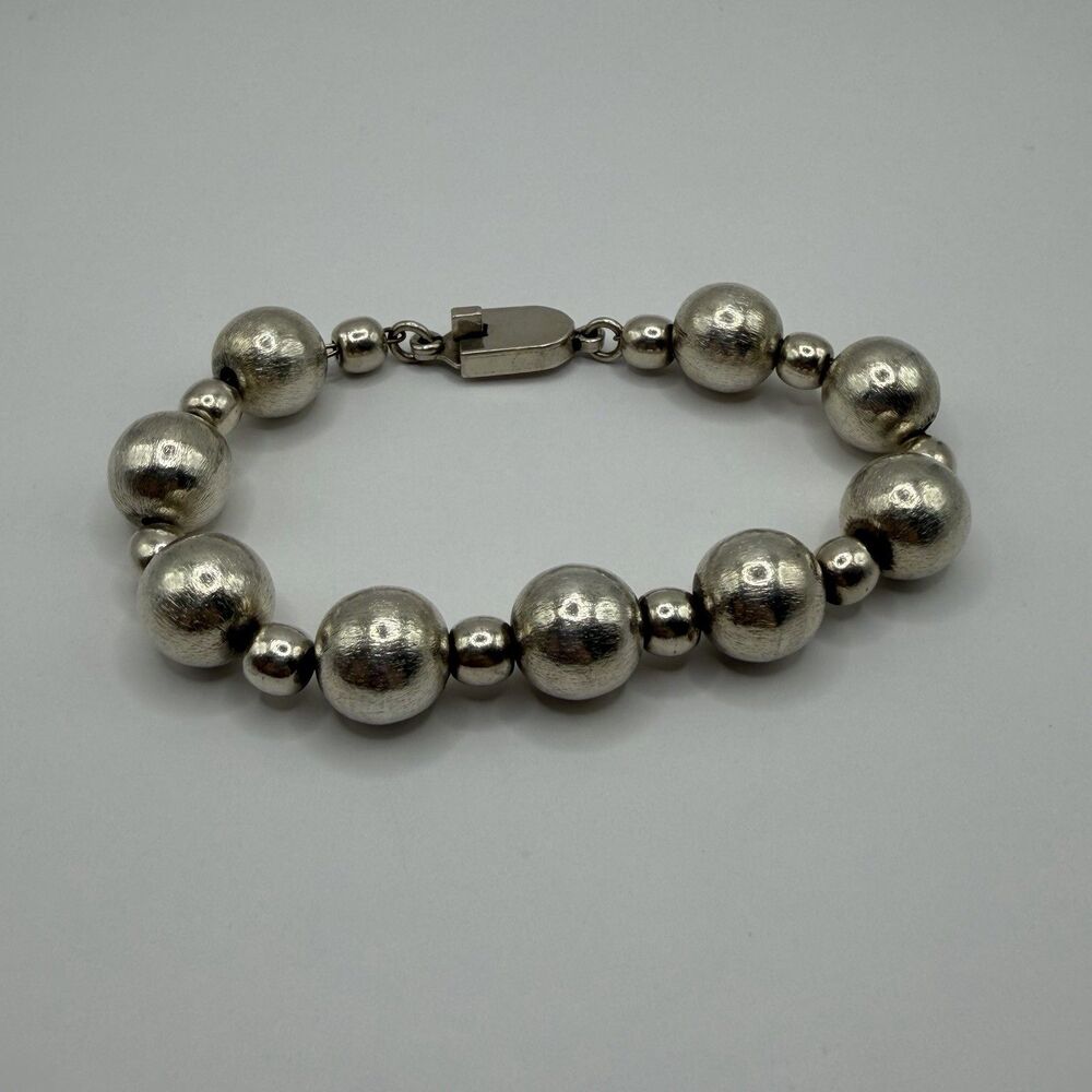 Vintage Sterling Silver Graduated Ball Bead Bracelet 8" Heavy 31.5g